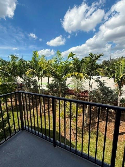 Listing photo 14 for 7263 SW 46 St, Davie, FL, 33314