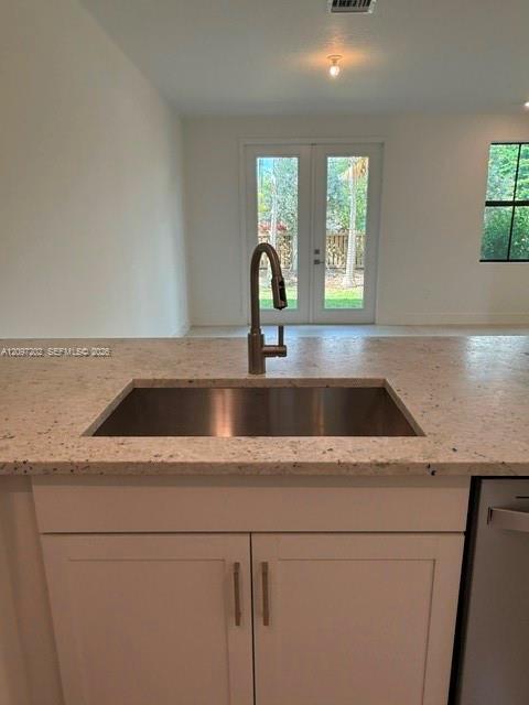 Listing photo 6 for 7263 SW 46 St, Davie, FL, 33314