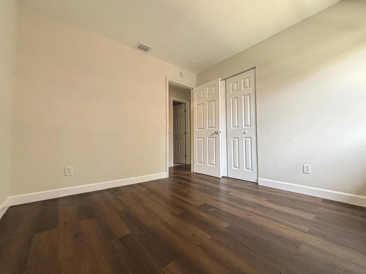 Listing photo 6 for 4165 NW 114th Terrace Unit#4165, Coral Springs, FL, 33065