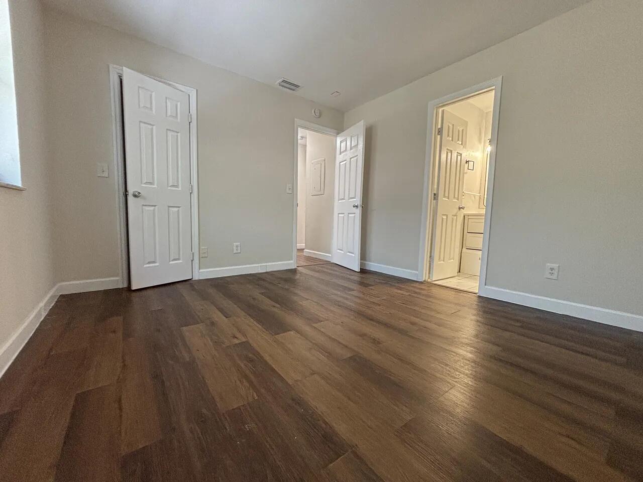 Listing photo 7 for 4165 NW 114th Terrace Unit#4165, Coral Springs, FL, 33065