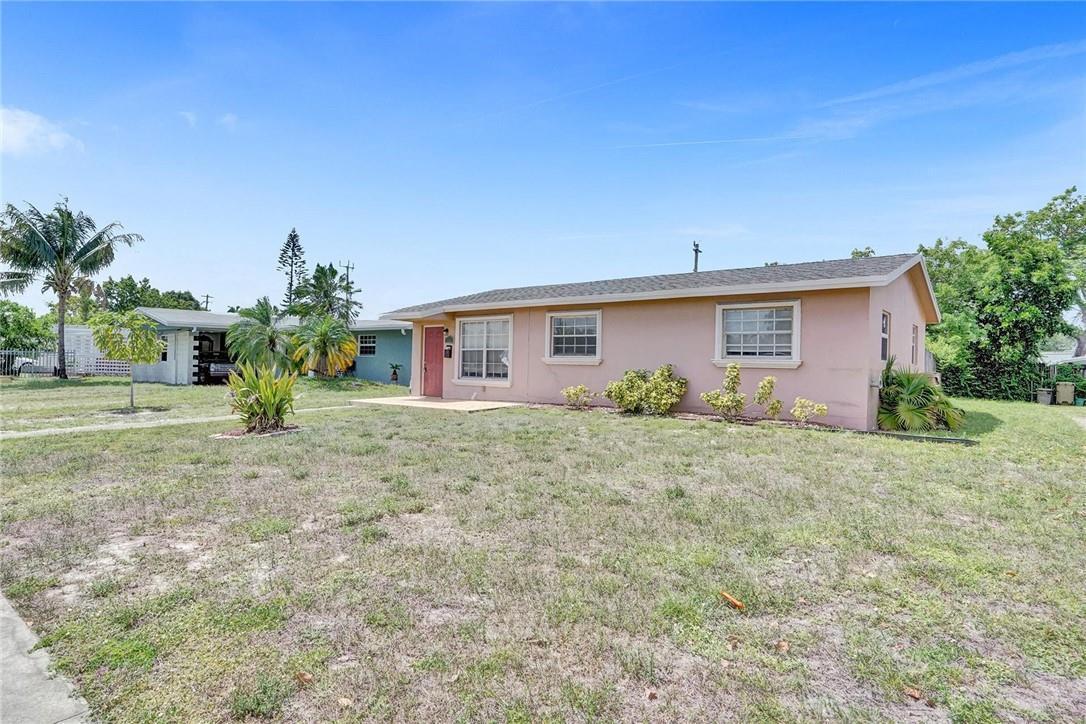 Listing photo 1 for 7741 NW 33RD Street, Davie, FL, 33024