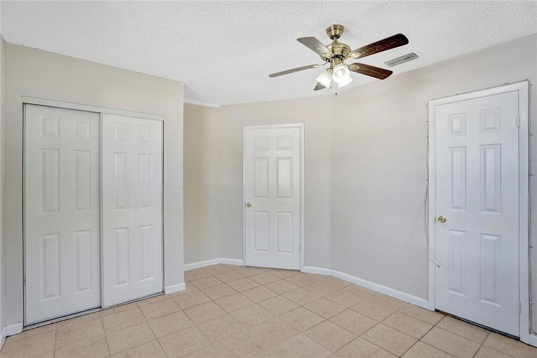 Listing photo 7 for 7741 NW 33RD Street, Davie, FL, 33024
