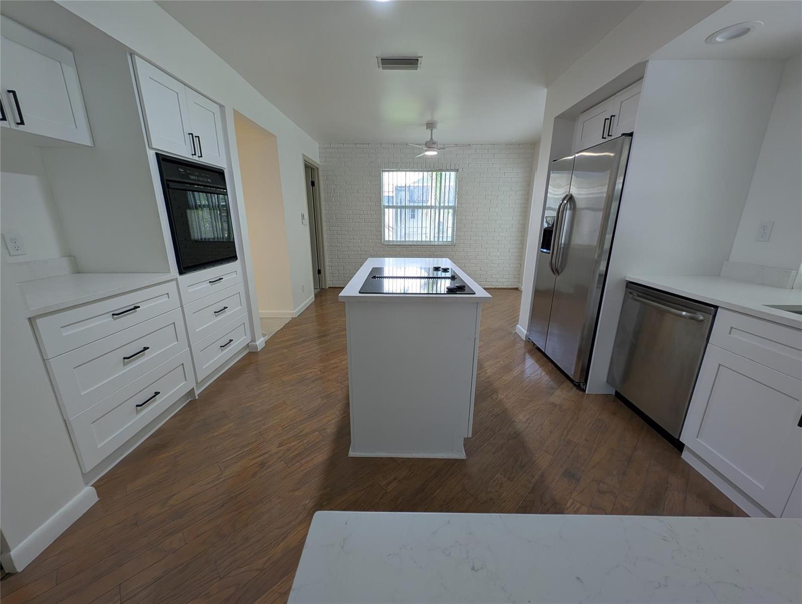 Listing photo 14 for 9135 NW 3RD Court, Coral Springs, FL, 33071