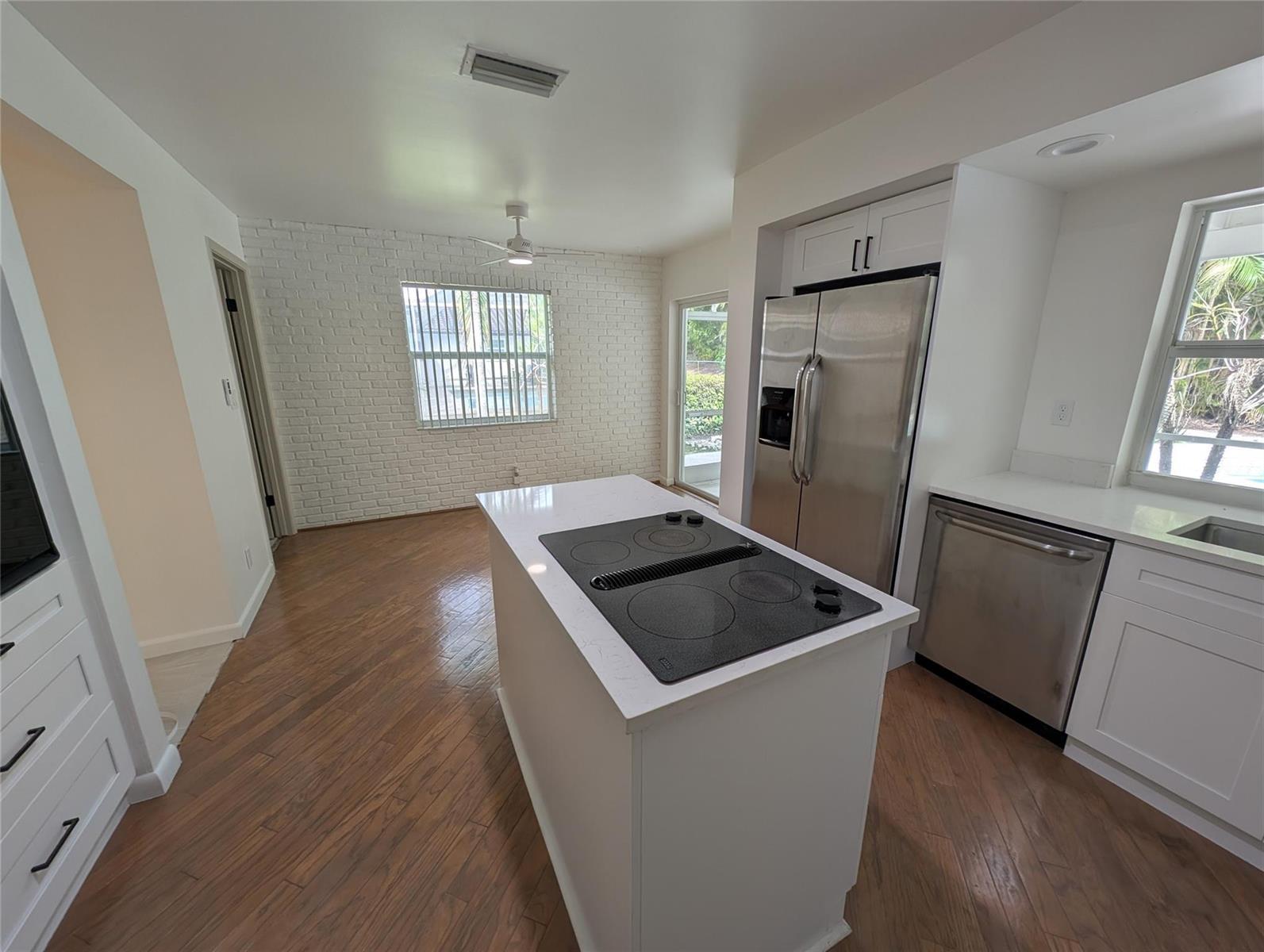 Listing photo 15 for 9135 NW 3RD Court, Coral Springs, FL, 33071