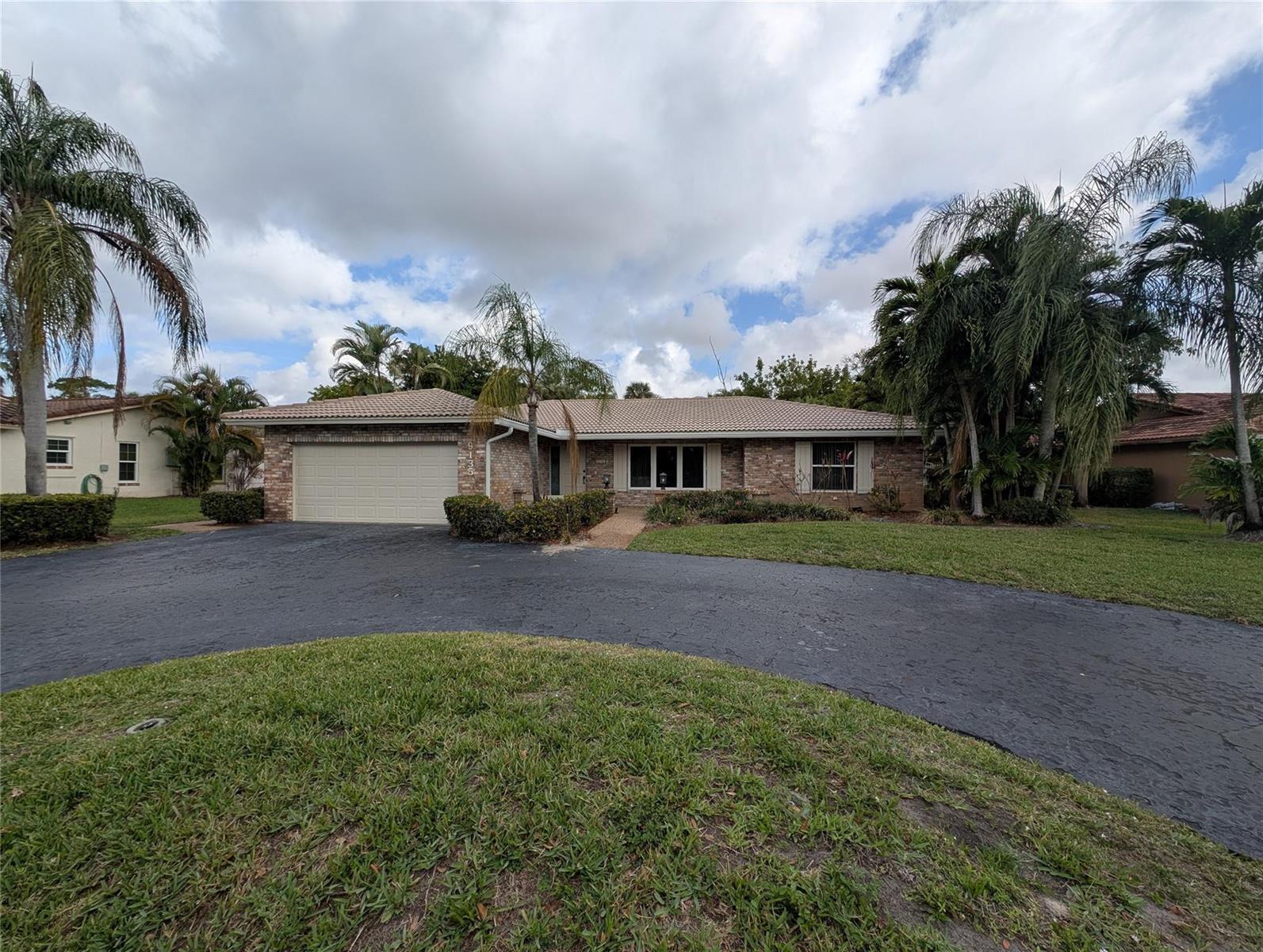 Listing photo 4 for 9135 NW 3RD Court, Coral Springs, FL, 33071