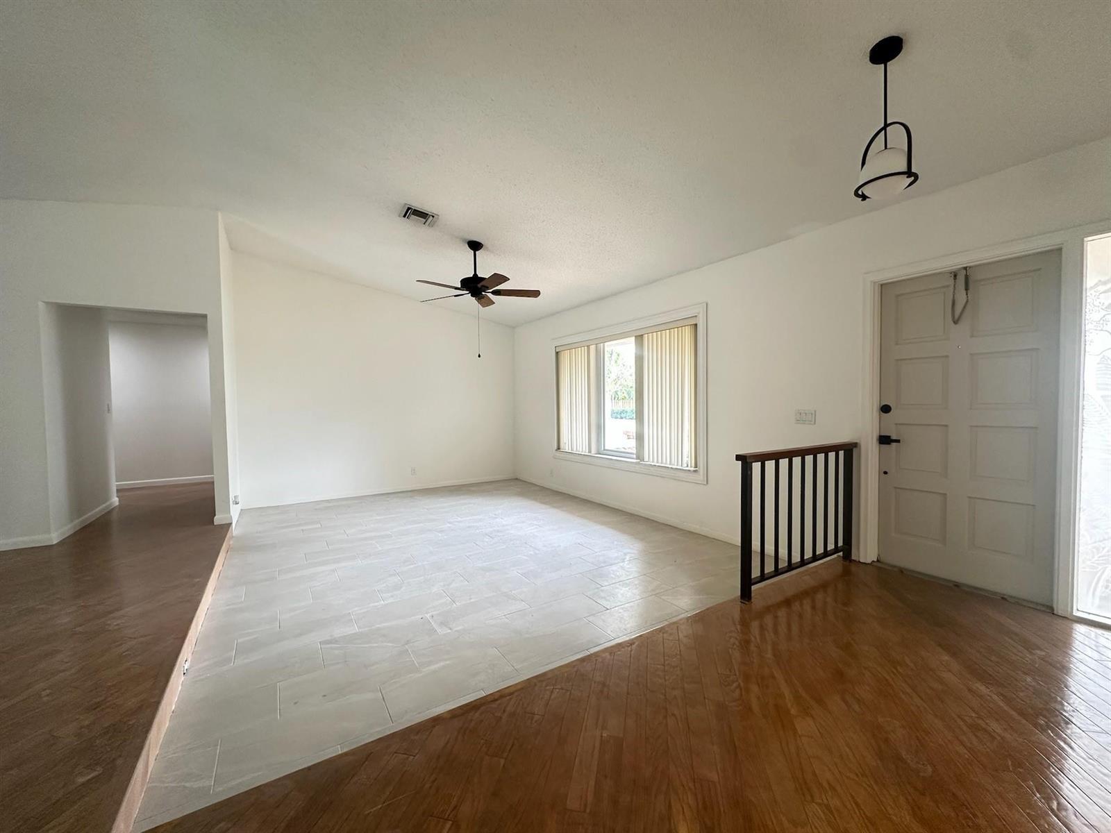 Listing photo 7 for 9135 NW 3RD Court, Coral Springs, FL, 33071