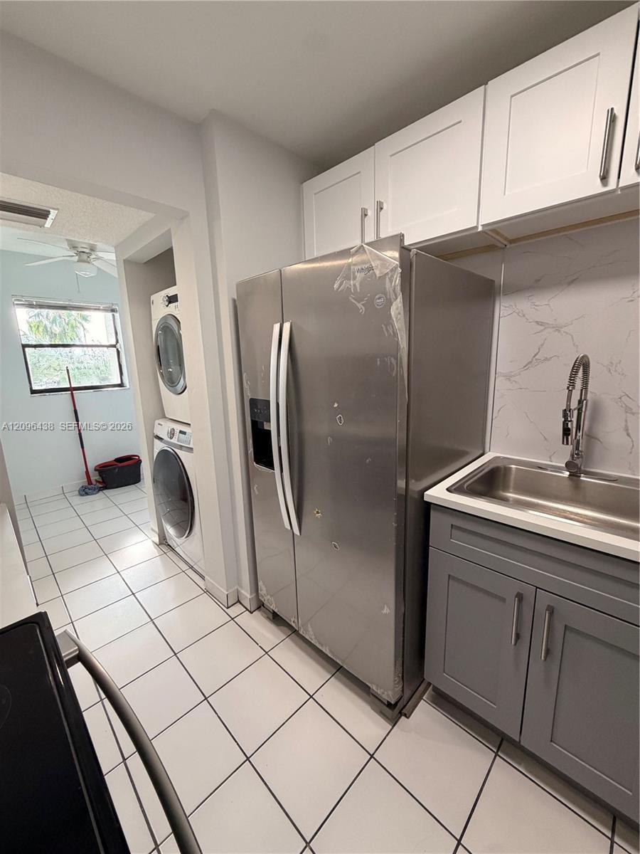 Listing photo 9 for 1021 Mockingbird Ln Unit#404, Plantation, FL, 33324
