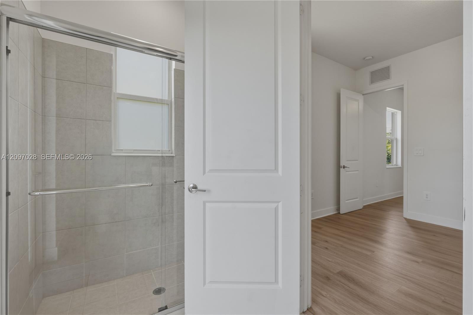 Listing photo 14 for 4372 SW 122nd Ter Unit#0, Davie, FL, 33330