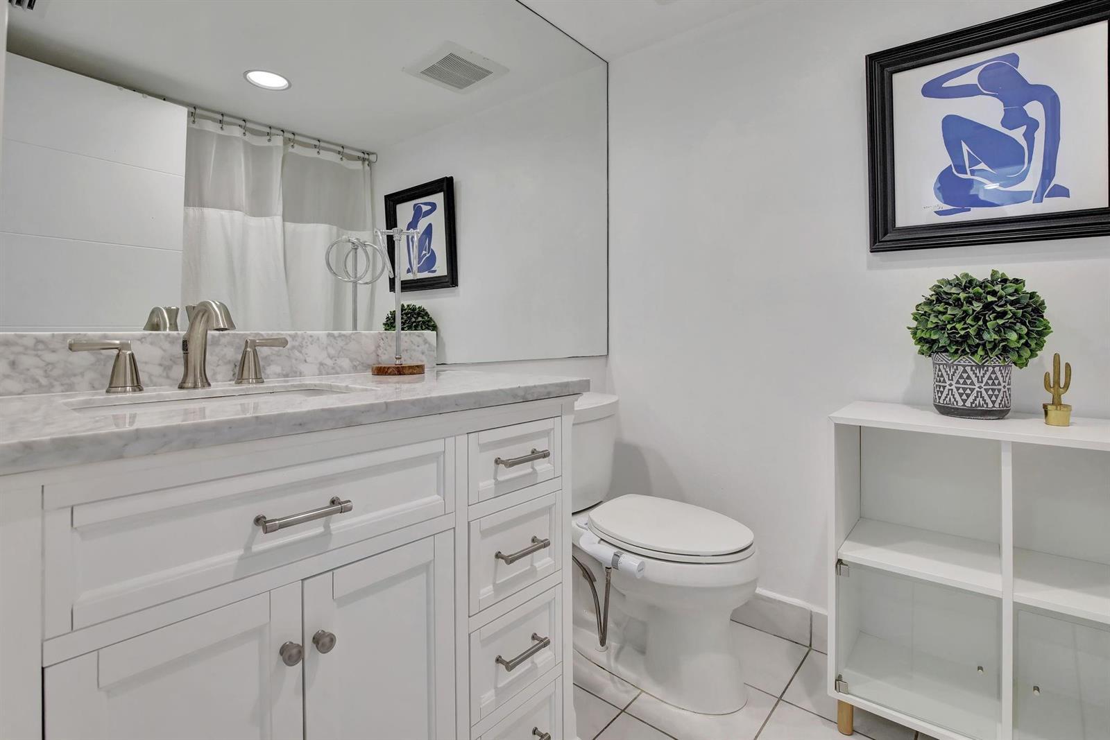 Listing photo 13 for 9341 Chelsea Drive, Plantation, FL, 33324