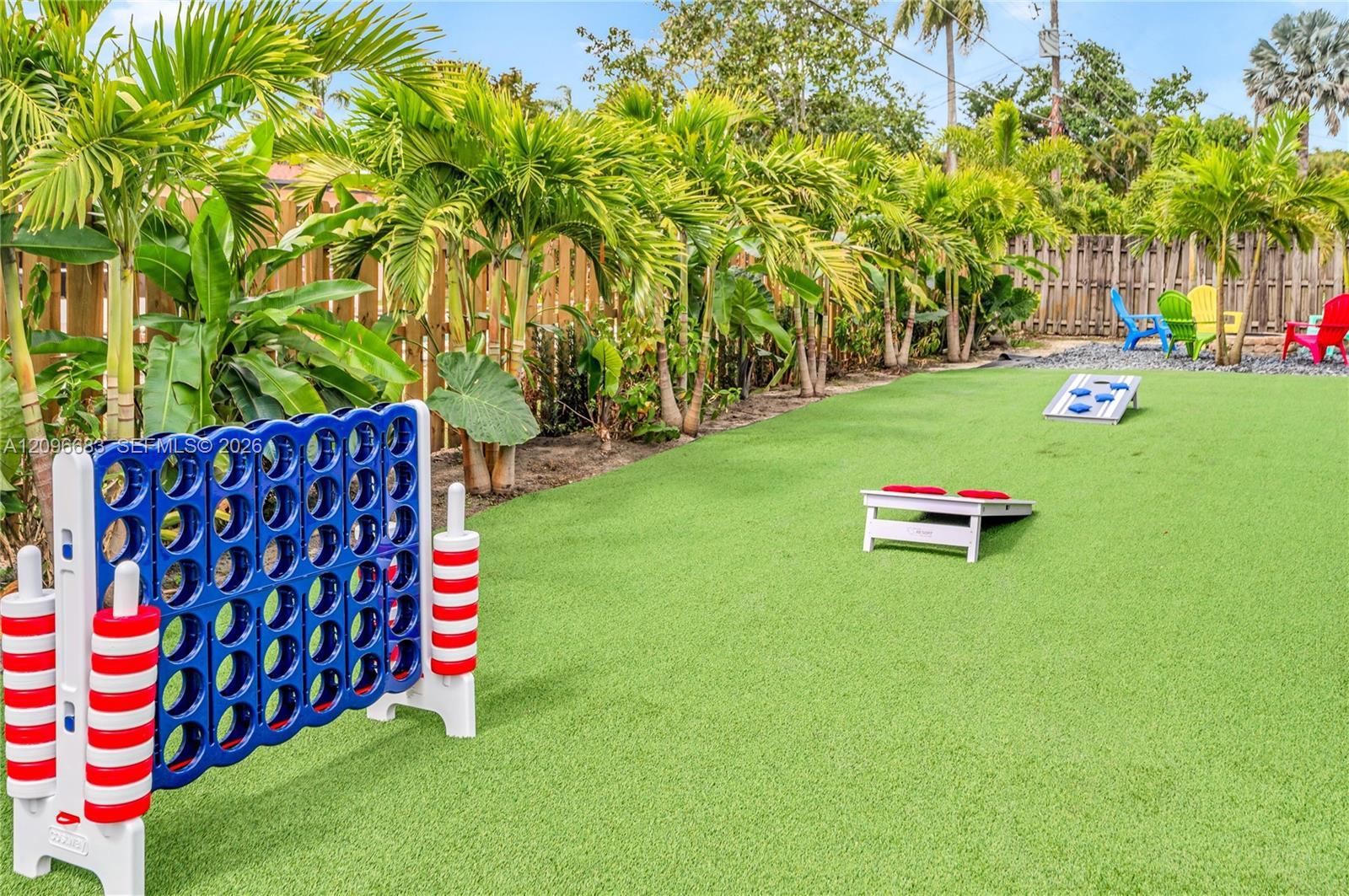 Listing photo 13 for 1111 NW 70th Ter Unit#1111, Plantation, FL, 33313
