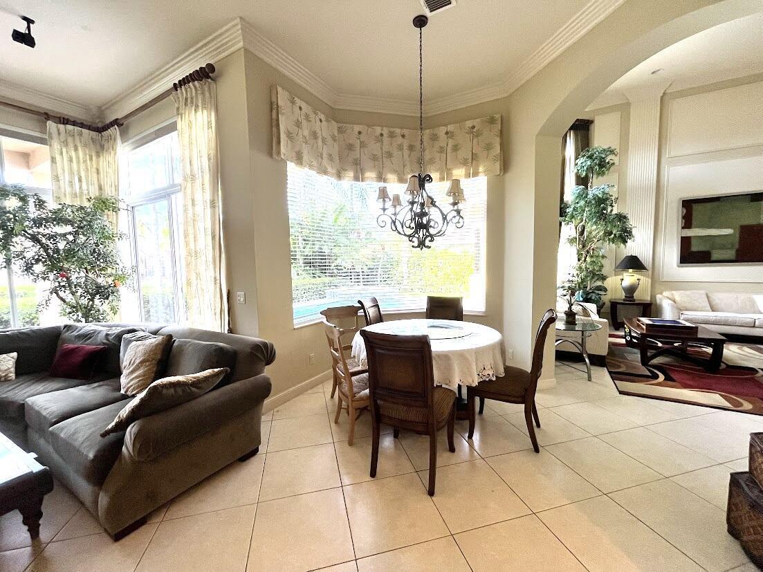 Listing photo 15 for 10997 CANARY ISLAND Court, Plantation, FL, 33324