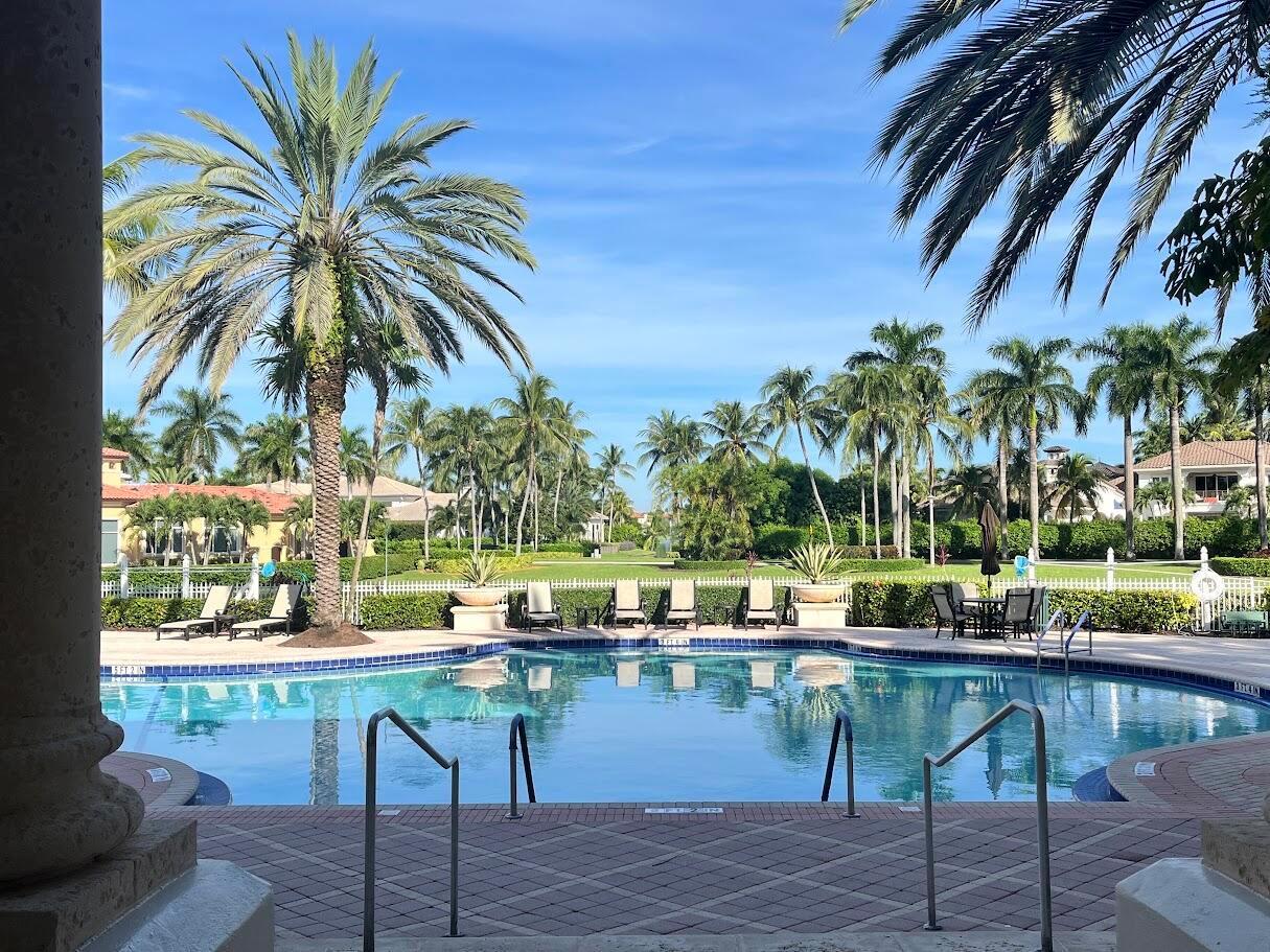 Listing photo 4 for 10997 CANARY ISLAND Court, Plantation, FL, 33324