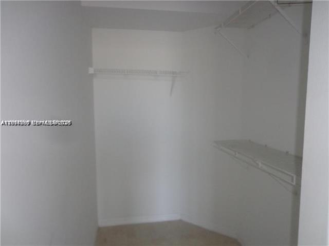 Listing photo 7 for 720 SW 111th Ave Unit#207, Pembroke Pines, FL, 33025