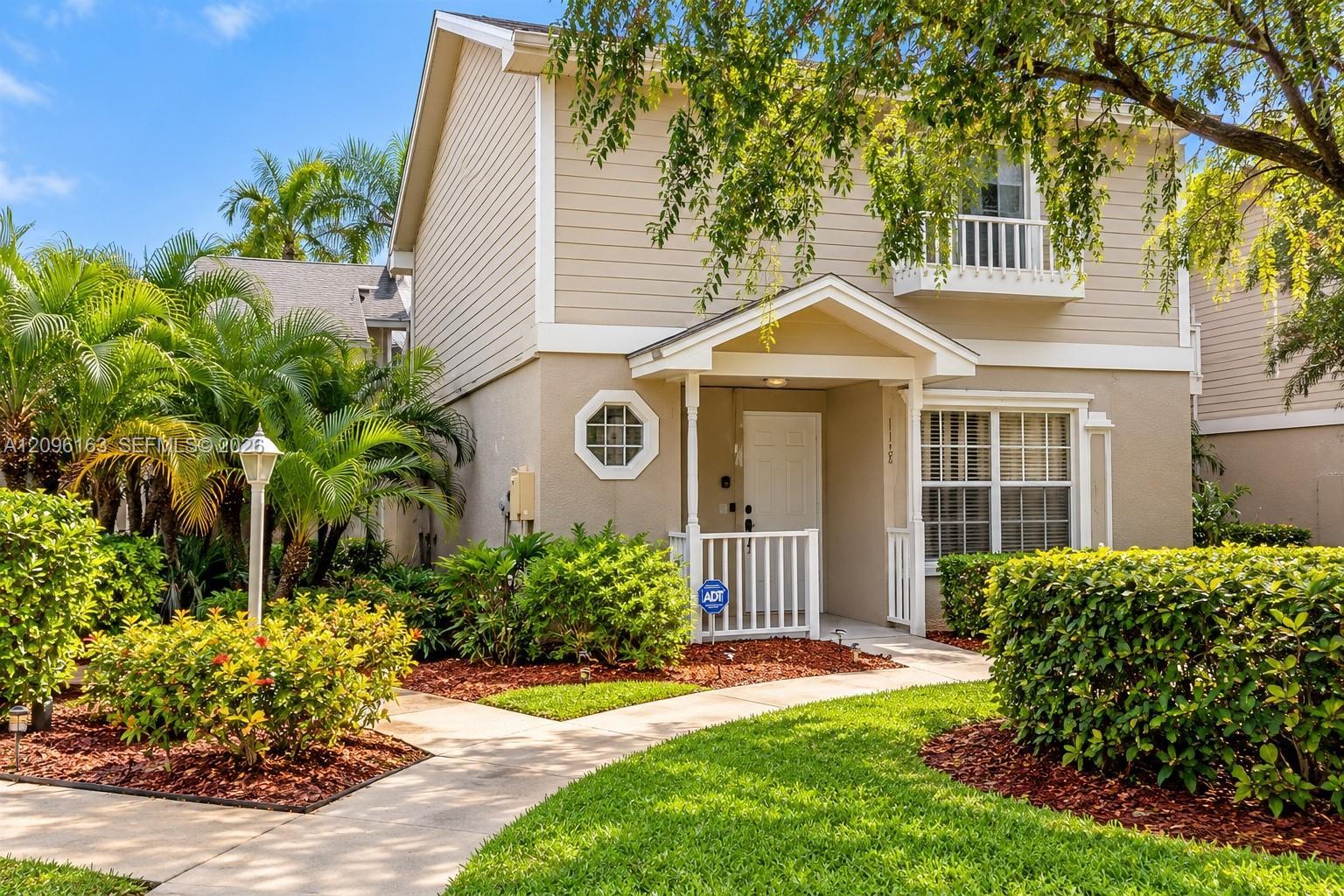 Listing photo 2 for 12123 NW 36th Pl Unit#2-U, Sunrise, FL, 33323